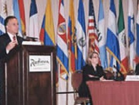 O madre compungida y doliente…