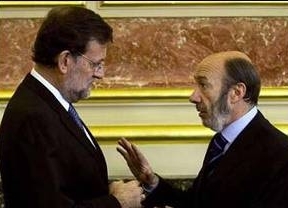 Rubalcaba y Rajoy hablan a diario... pero no pactan nada