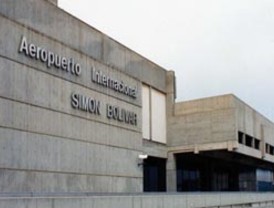 EE UU acusa a Chávez de manipular tema de bases militares