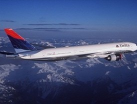 El avión enviado por el Gobierno a Japón con 450 plazas para repatriar españoles llegará a España el lunes