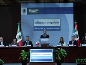 Calderón ve 'indispensable' mantener 'un solo frente' contra la inseguridad