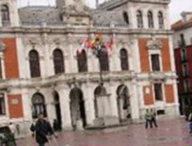 El PSOE celebra los 100 años de su partido en el Ayuntamiento de Valladolid con la vista puesta en las elecciones