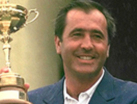 Severiano Ballesteros da ejemplo con su fundación: clases gratis de golf para niños