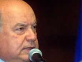 El Papa Benedicto XVI se despidió de África con importante llamado para acabar con la pobreza, el hambre y las guerras