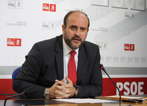 PSOE: "es casi la normalidad" que Cospedal "traiga nubarrones relacionados con la corrupción"