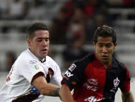 Fiesta en la Feria de Fráncfort por el Nobel a Vargas Llosa