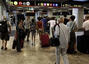 Adiós España, adiós: 125.000 españoles han abandonado el país en 2014, la mayoría extranjeros que vuelven a sus lugares de origen