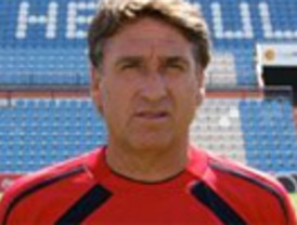 El banquillo 'fríe' al 'Boquerón' Esteban, destituido en el Hércules tras el 0-4 ante Osasuna