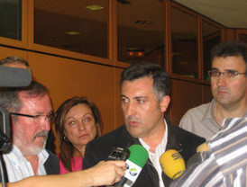 La sanidad catalana está en peligro si Cataluña no gestiona sus fondos, afirma Joan Puigcercós