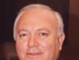 Moratinos dice España no puede estar ausente de Cuba