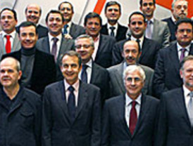 Los barones socialistas dan el 'sí quiero' al bloque de reformas de ZP