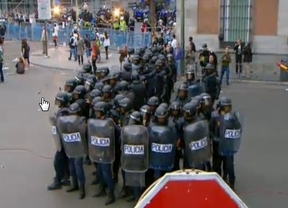 25-A: más de una decena de detenidos, hasta 14 agentes heridos y cargas dispersas desde Atocha hasta Cibeles