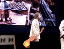 Chávez, a un año del fracaso del 2-D