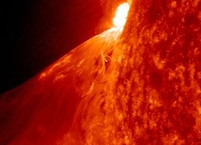 Las amenazantes llamaradas solares ya 'miran' a la Tierra