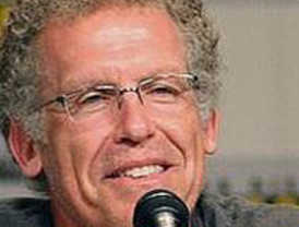 Un puzzle de Elsa Pataky desnuda para combatir el cáncer de mama