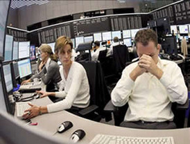 Aguirre, 'sorprendida' porque el presidente sea el candidato electoral