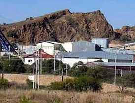 Insulza recibirá a ex asambleista León Roldós