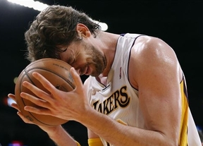 Gasol deja abierta la puerta a su salida de los Lakers por problemas con D´Antoni y Howard