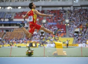 El español Cáceres, a un centímetro de la medalla de bronce en salto de longitud