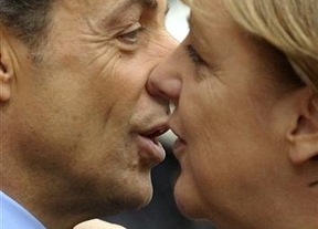 Sarkozy y Merkel pactan librar a la banca de pagar la solución de la crisis