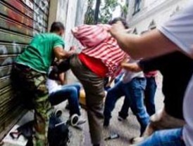 ZP se reúne con los bancos para pedir que concedan crédito