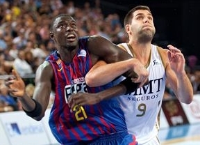 Baloncesto. La vida sigue igual: sufriendo, pero el Barça volvió a ganar al Madrid en la Supercopa (74-70)