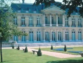 Los precios hoteleros en Madrid caen un 30,18% en octubre