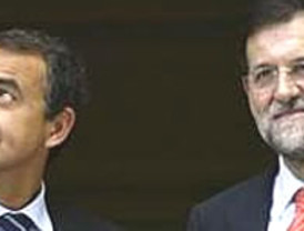 A Griñán le gustaría que Unicaja y Cajasol 'se miraran entre ellas