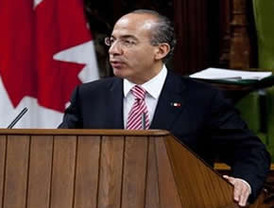 Una encuesta revela un empate técnico entre PSOE-A y PP-A