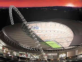 Negredo sigue escalando posiciones en 'la roja': será titular mañana ante Bosnia