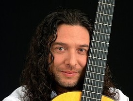 Eviel Pérez se registró como precandidato del priísmo para la gubernatura de Oaxaca