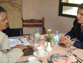 El represor prófugo y la democracia