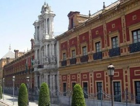 La juez da 48 horas a la Junta para que le entregue toda la documentación requerida