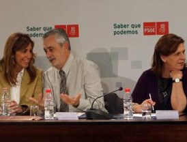 Susana Díaz se convierte en la mujer fuerte del partido