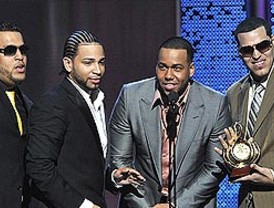 No asistirá a una reunión donde estará Bush