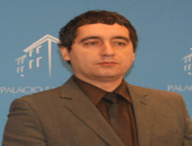 EL CONSEJERO DE CULTURA, PEDRO ALBERO CRUZ, AGREDIDO SALVAJEMENTE, EVOLUCIONA FAVORABLEMENTE