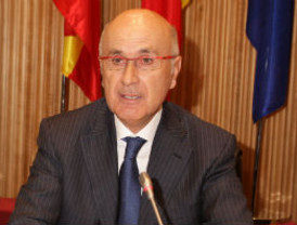 Duran impulsa a CiU como única fuerza de oposición frontal a la mayoría absoluta del PP