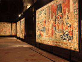 Zelaya refugiado en Honduras denuncia ataques de la policía