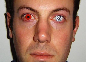 Mucho ojo con las lentillas de colores de los disfraces de Halloween