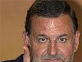 Rajoy pide a ZP que diga que Batasuna no se presentará a las elecciones si ETA sigue activa