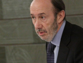 Rubalcaba pide silencio a los partidos porque 'estamos en el principio del fin de ETA'