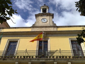Pide al Ayuntamiento de Jerez que le devuelva a sus hijos que le ha retirado por desamparo