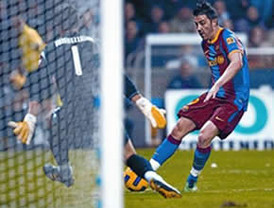 Uruguay no perdonó a los aztecas 1-0