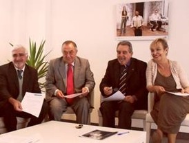 El paro volvió a subir en septiembre, pero menos que hace un año