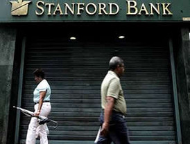 Zapatero, en el Consejo Económico y Social, para presentar su informe económico