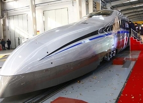 Así es el tren-bala: China prueba sus 500 kilómetros por hora