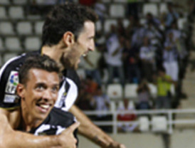 'Botelhón' en el Cartagonova