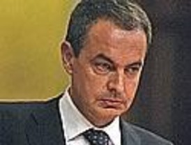 Zapatero ‘ordena’ suspender todas las iniciativas para iniciar el diálogo con ETA