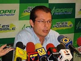 Jefe del Inpe pone su cargo a disposición