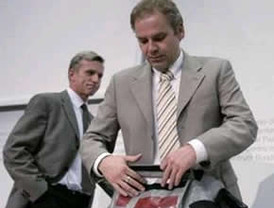 De la Vega 'calienta' las reuniones entre Solbes y Montoro y Zapatero y Rajoy